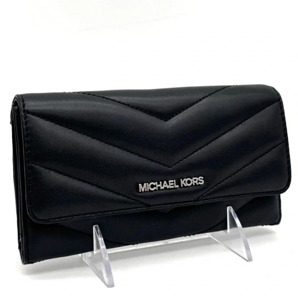 Michael Kors Large Quilted Trifold Wallet Black/Silver